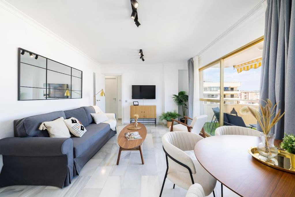 Avanti Aqua Marina Con Parking Gratis Lägenhet Fuengirola